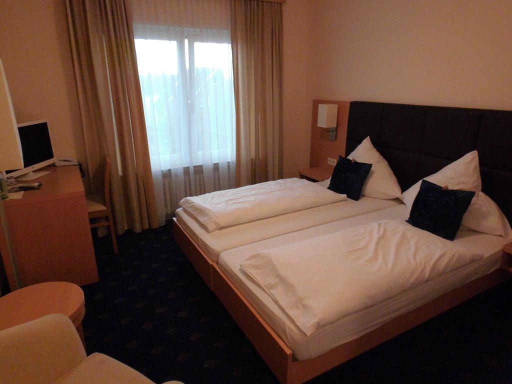 Hotel Oelen & Holgers Brasserie Und Lounge Bad Bentheim Værelse billede